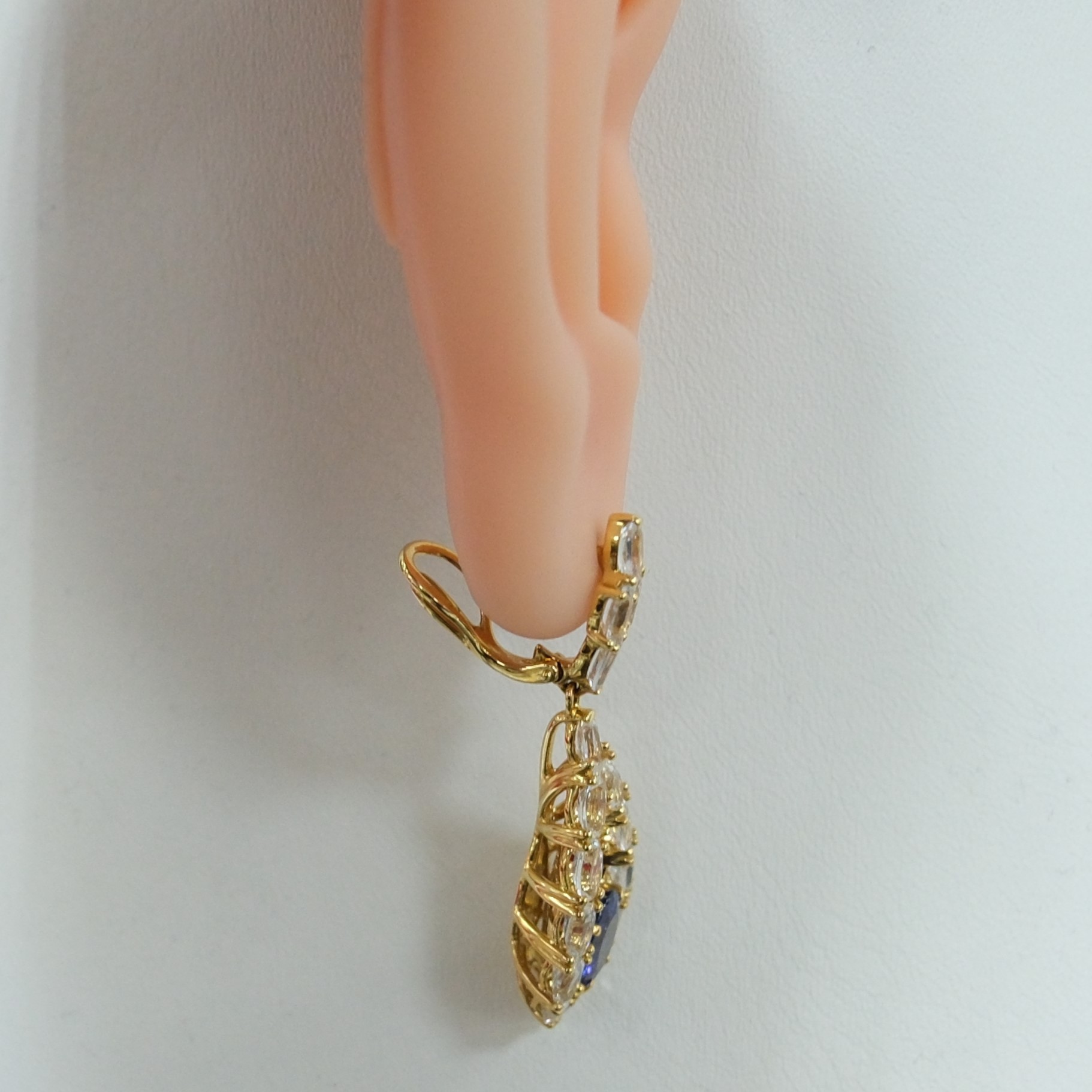 Серьги из желтого золота с танзанитами